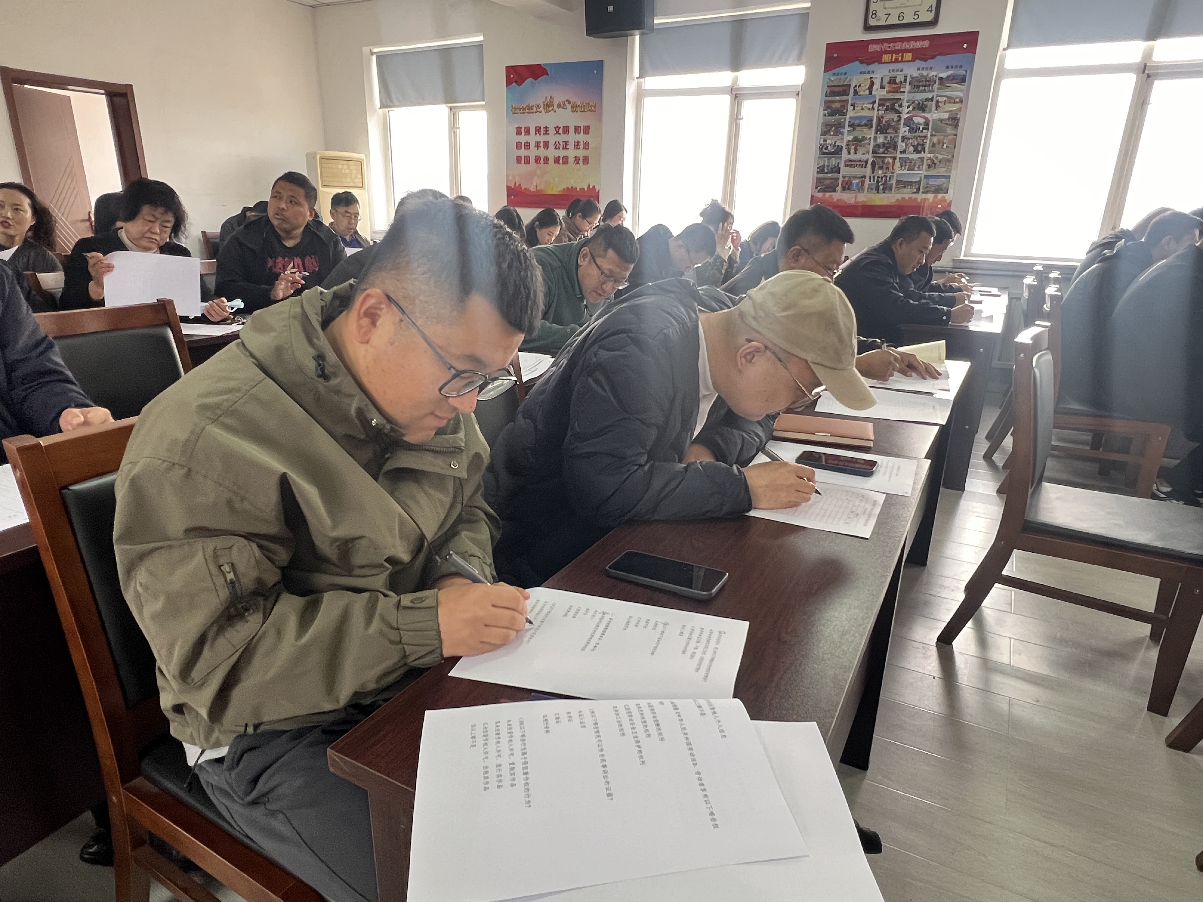 2024.10.31太平岭满族乡强国复兴有我知识竞赛活动 (8).jpg